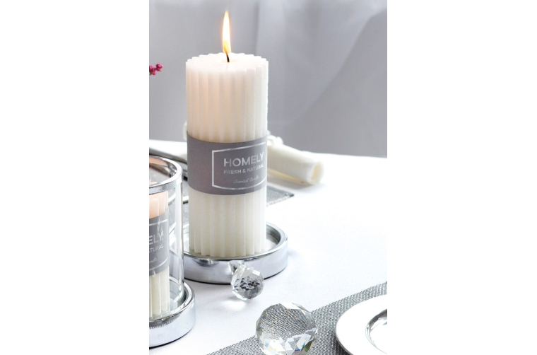Świeca zapachowa Homely- 18 cm