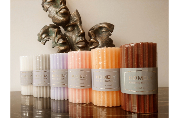 Świeca zapachowa Homely- 14 cm 2