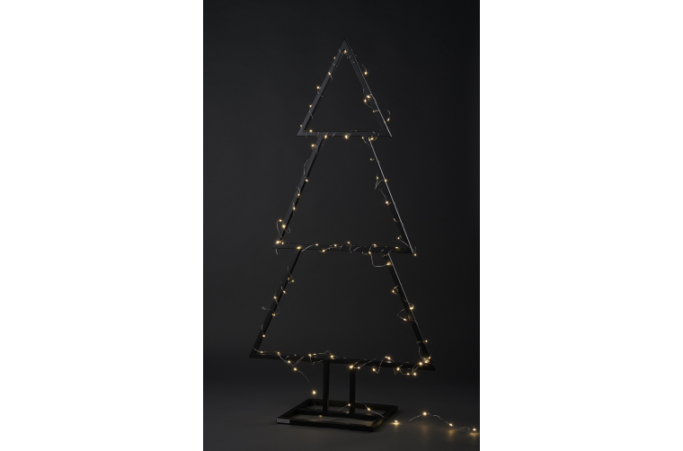 Stalowa choinka w stylu industrialnym