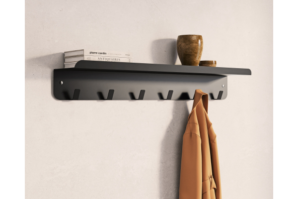 Wieszak ścienny Petr z półką